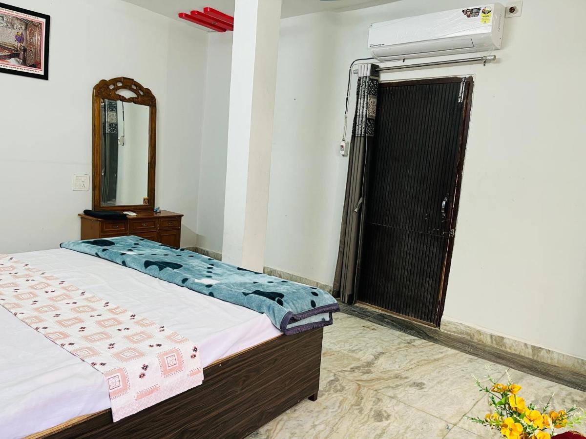 Tiwari G Home Stay Ujjain Exterior foto