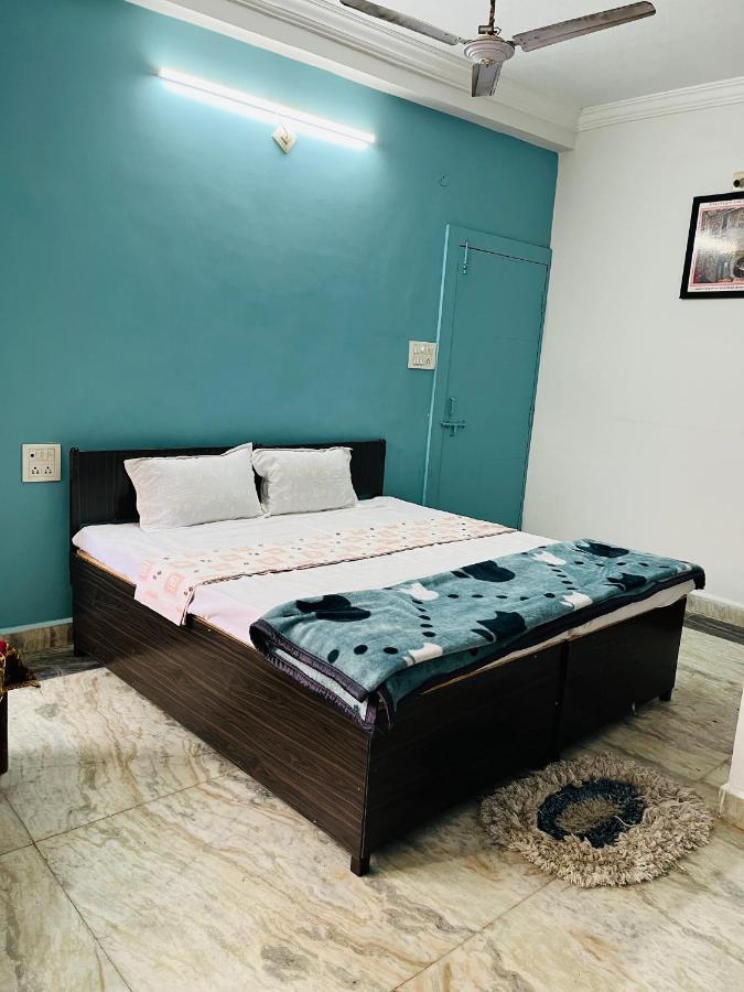 Tiwari G Home Stay Ujjain Exterior foto